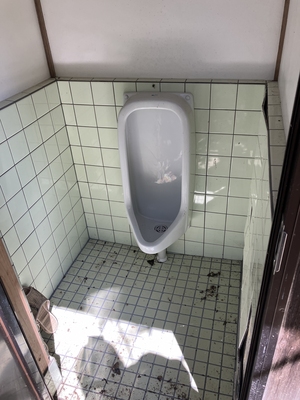 トイレ男性用【外】